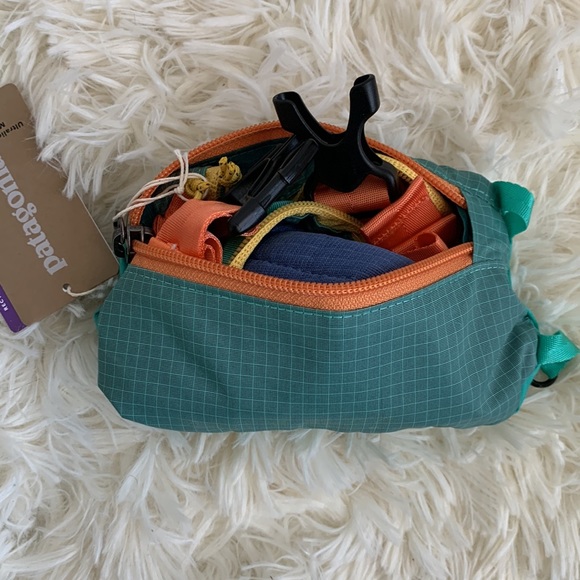 Patagonia Ultralight Black Hole® Mini Hip Pack - Picture 17 of 17